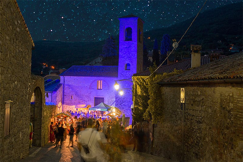 CALICI-DI-STELLE-BORGO