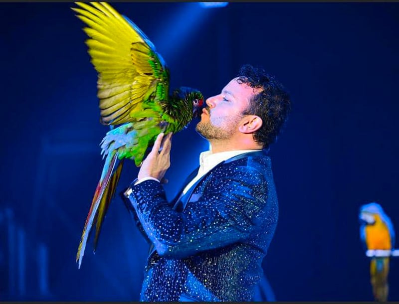 domatore-circo-niuman domatore-circo-niuman
