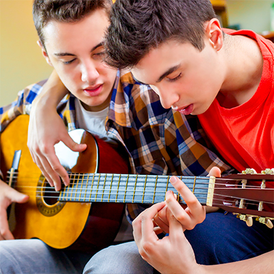 corso-di-Chitarra-classica-ragazzi-Ponzilacqua