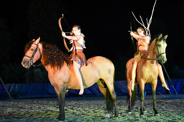 indiane-a-cavallo indiane-a-cavallo